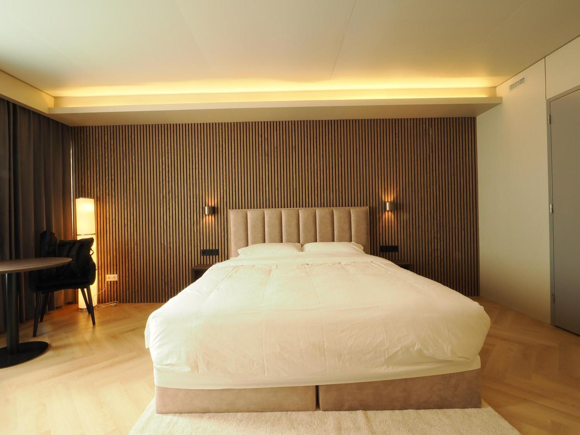 Tung Hotel Zeewolde Eksteriør bilde